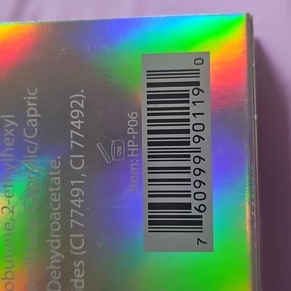 Naked Cosmetics Holographic Highlighter Palette Makeup Face Glow Shimmer NIB - Picture 5 of 5